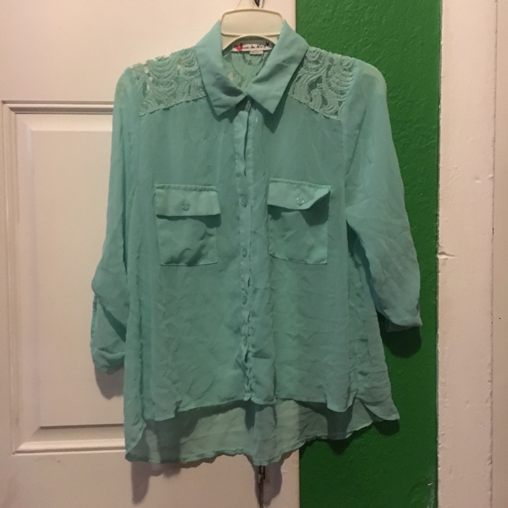 Button up shirt💙